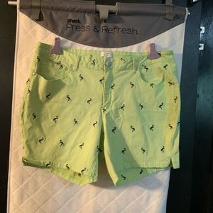18W Crown & Ivy shorts